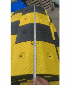 eNField-BD.COM Rubber Speed Breaker Dismountable Moveable Black Yellow BD Industrial And Scientific