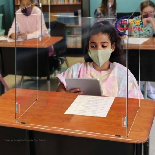 Sneeze Guard Student Desk Clear Acrylic Plexiglass – 22″ W X 22″